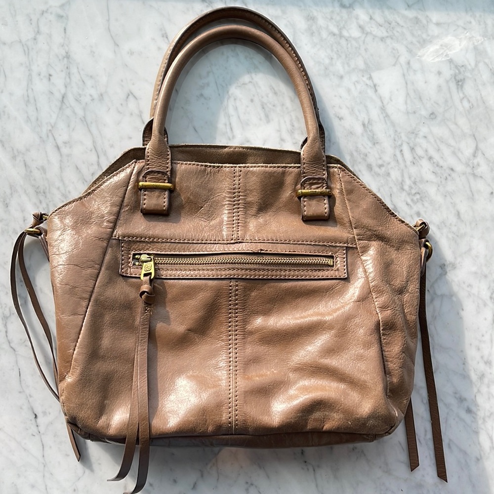 Elliott Lucca Two-Way handbag in Camel